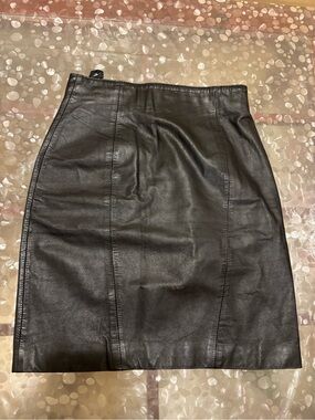 Black Faux Leather Pencil Skirt - Classic Tailored Style